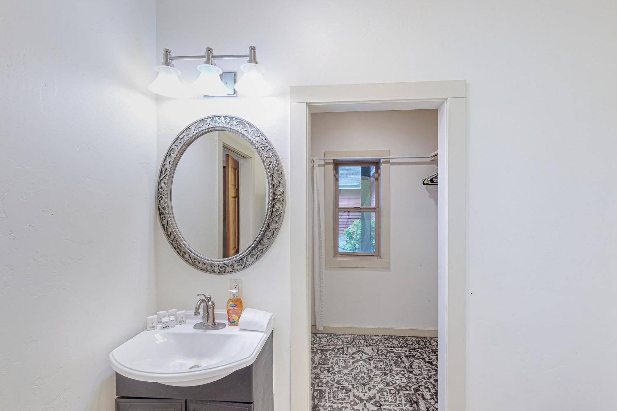 Grapevine Lodge Dallesport Екстер'єр фото